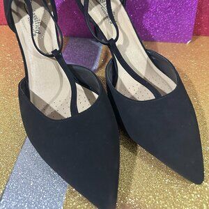 City Classified Comfort heels